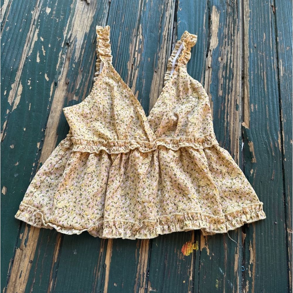 Wild Fable Yellow Floral Ruffle‎ Peplum Camisole Top Smocked Back V-Neck Small